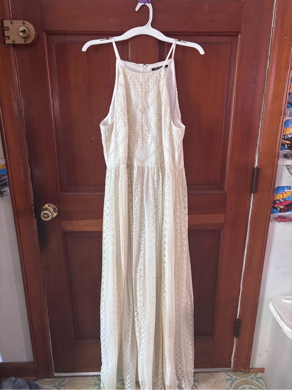 Gianni Bini Cream Lace Maxi Dress